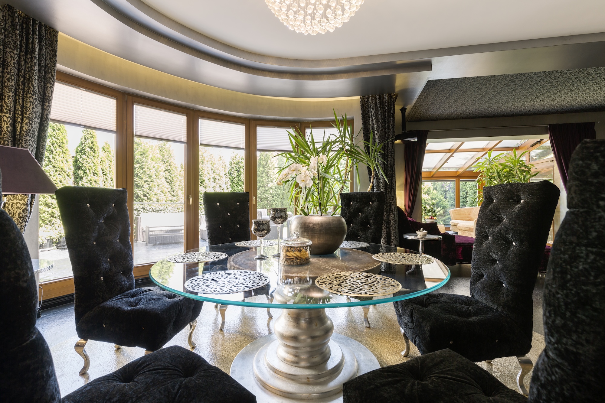 Heavy luxury shipment logistics for international import and export cargo